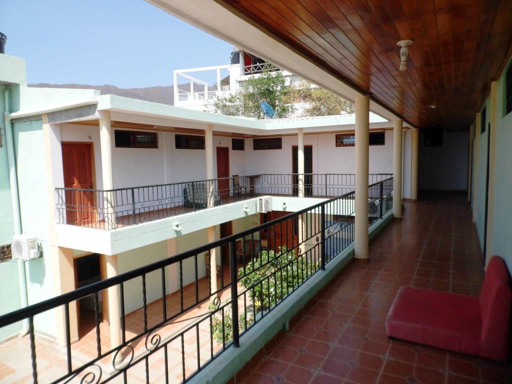 Hostal Dumbira Taganga Exterior photo